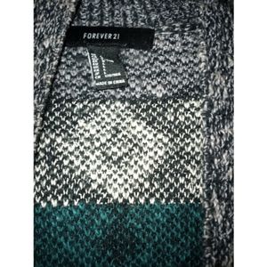 Whool tribal print sweater Sz L